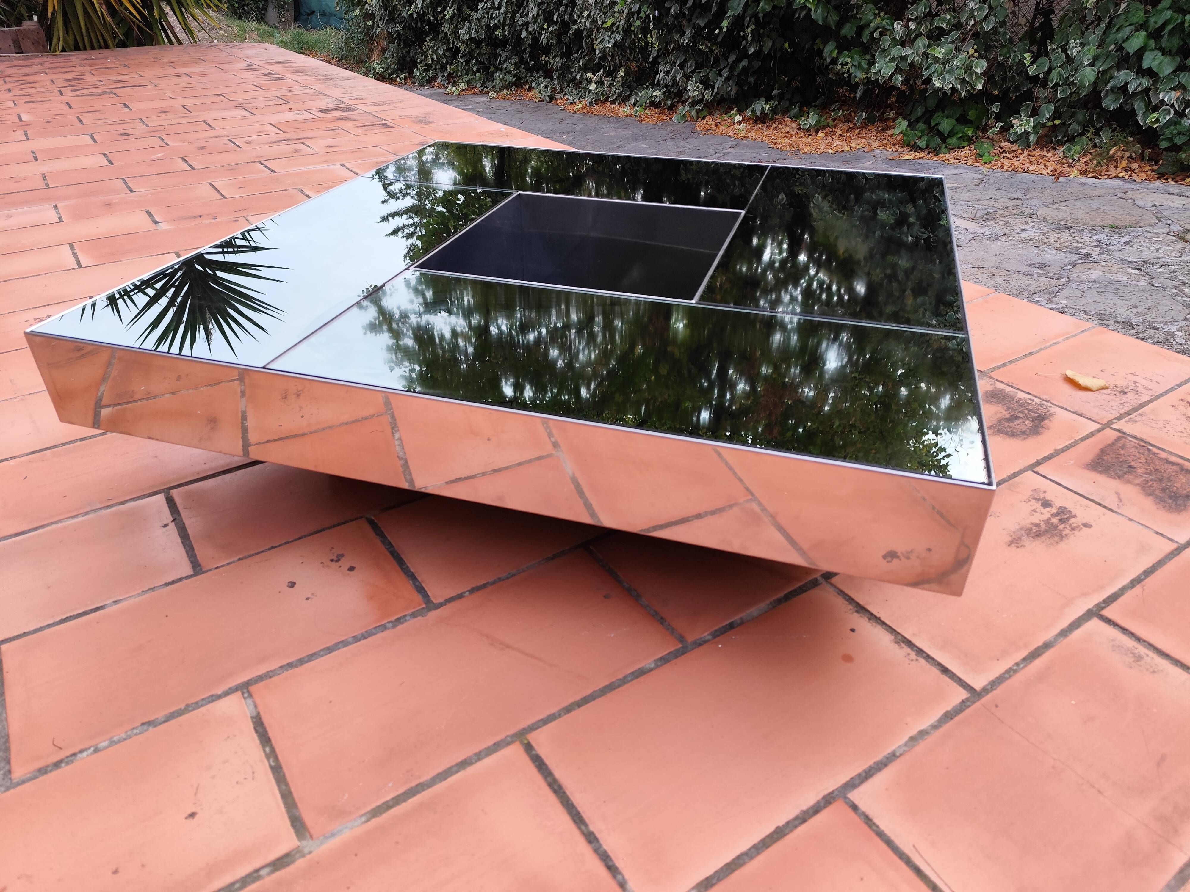 Shilling mirrored coffee table by Ausenda, Baldo Grossi & Gavioli