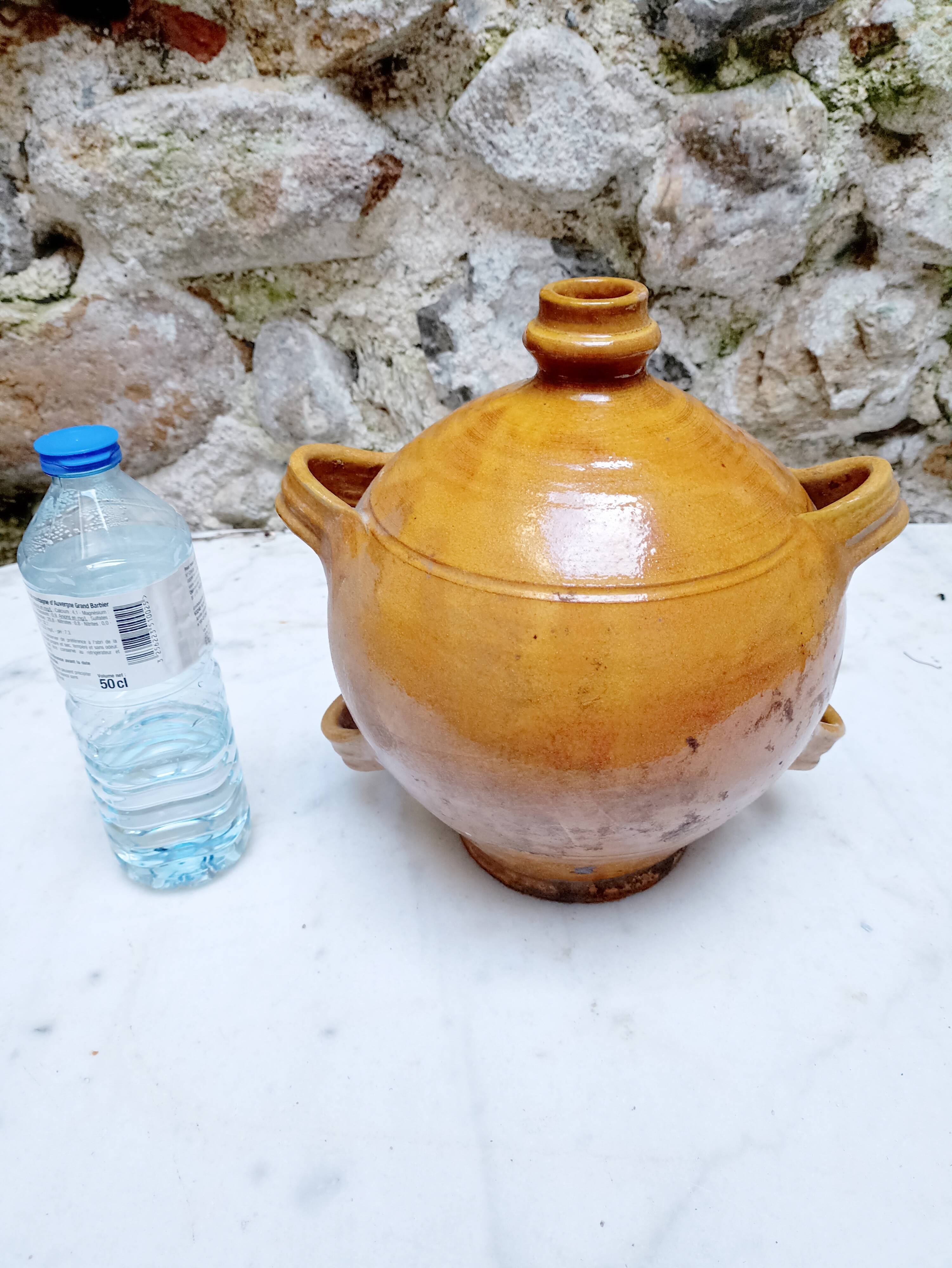 Provencal pottery "conscience"