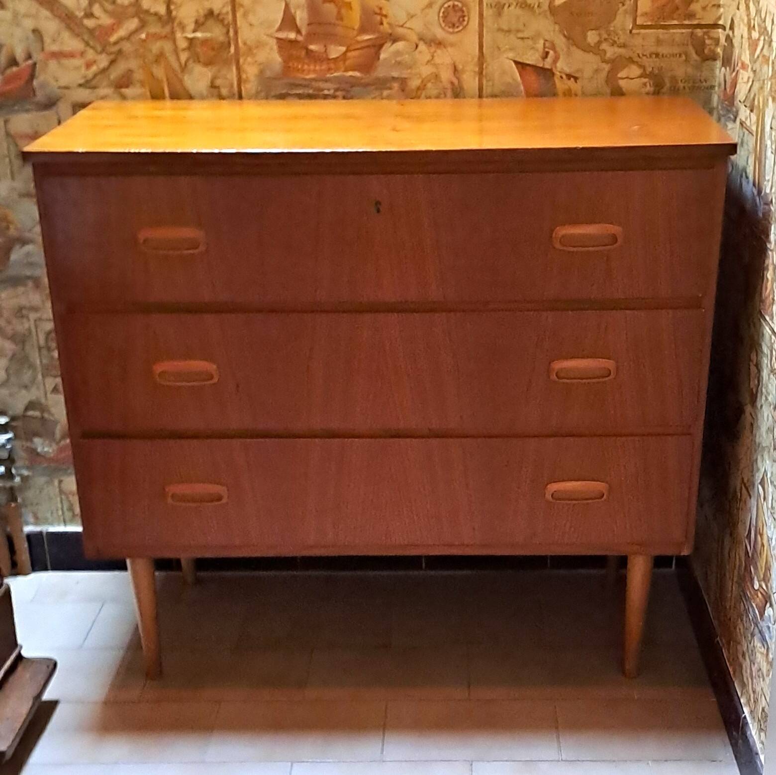 Scandinavian teak chest of drawers 1970 with 3 drawers