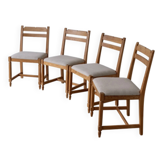 4 chaises rustiques en pin sculpté | Suède | Années 1950