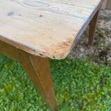 Farm table
