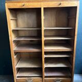 Curtain cabinet