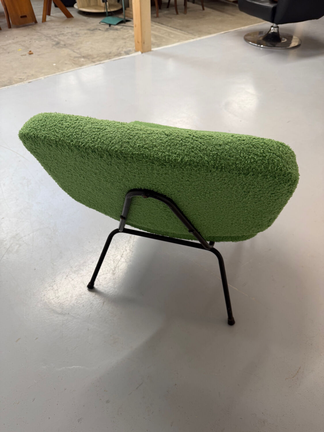 Vintage French designer armchair Pierre Paulin CM 190 from the 1960s.