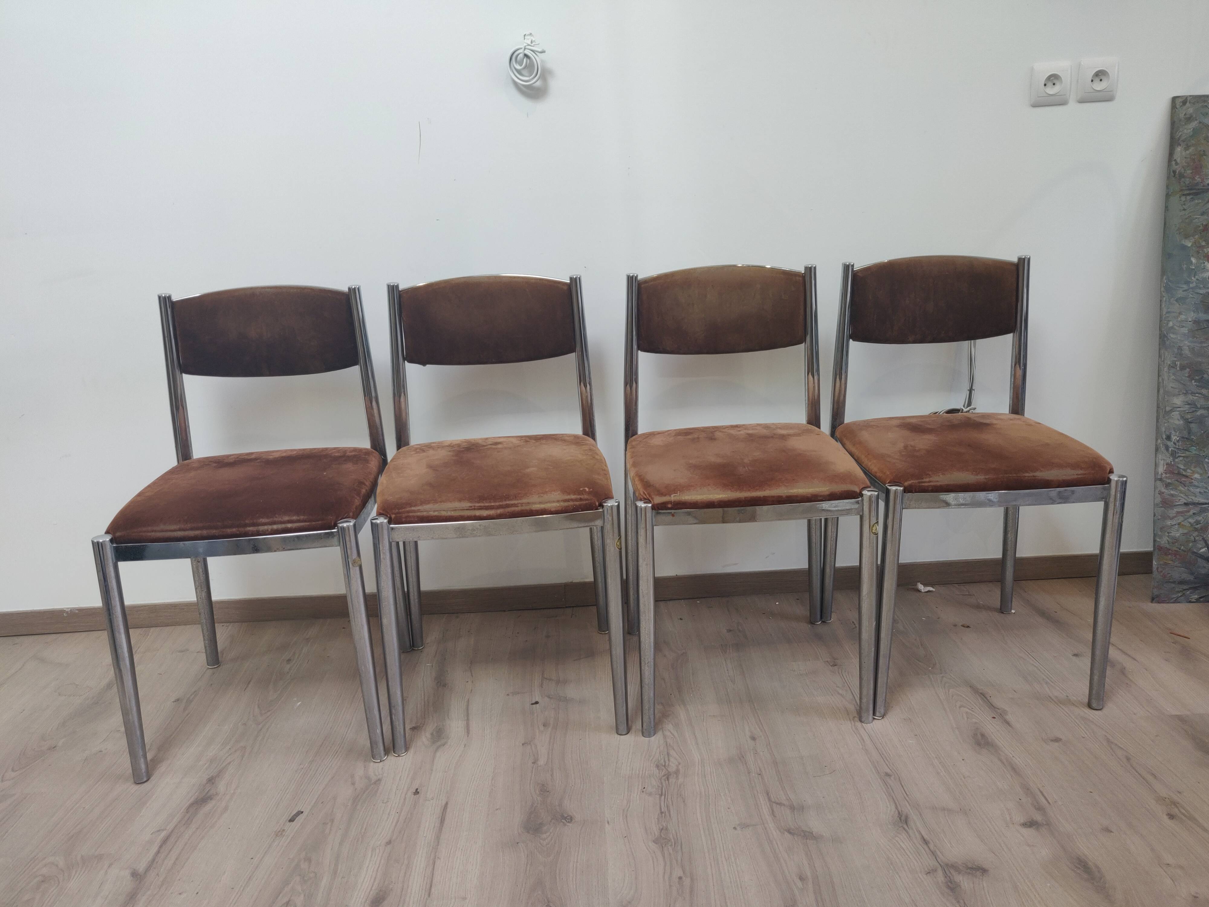 Suite of 4 chairs 70s chrome metal and velvet
