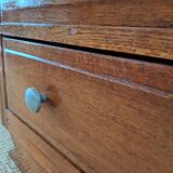 Oak chest of drawers from the 1950s
