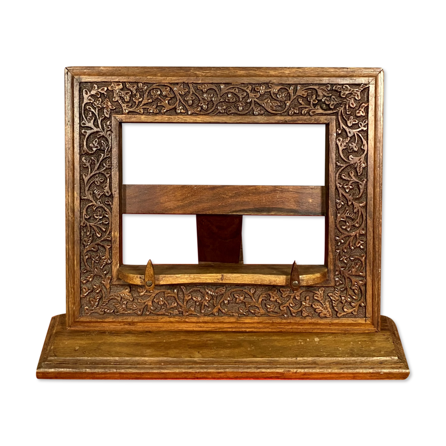 Table lectern in solid oak carved twentieth century