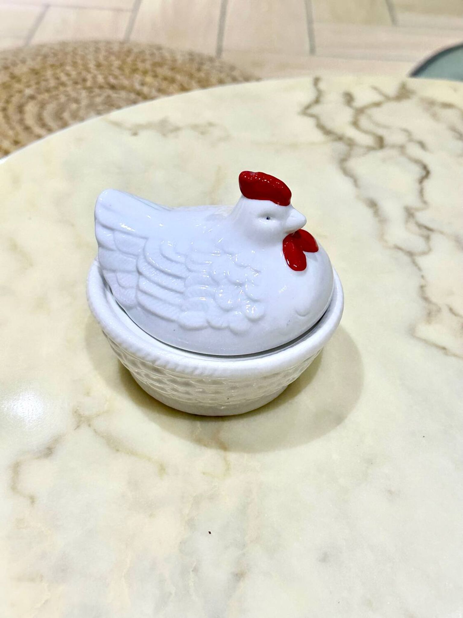 Sugar bowl Bonbonniere Hen vintage ceramic