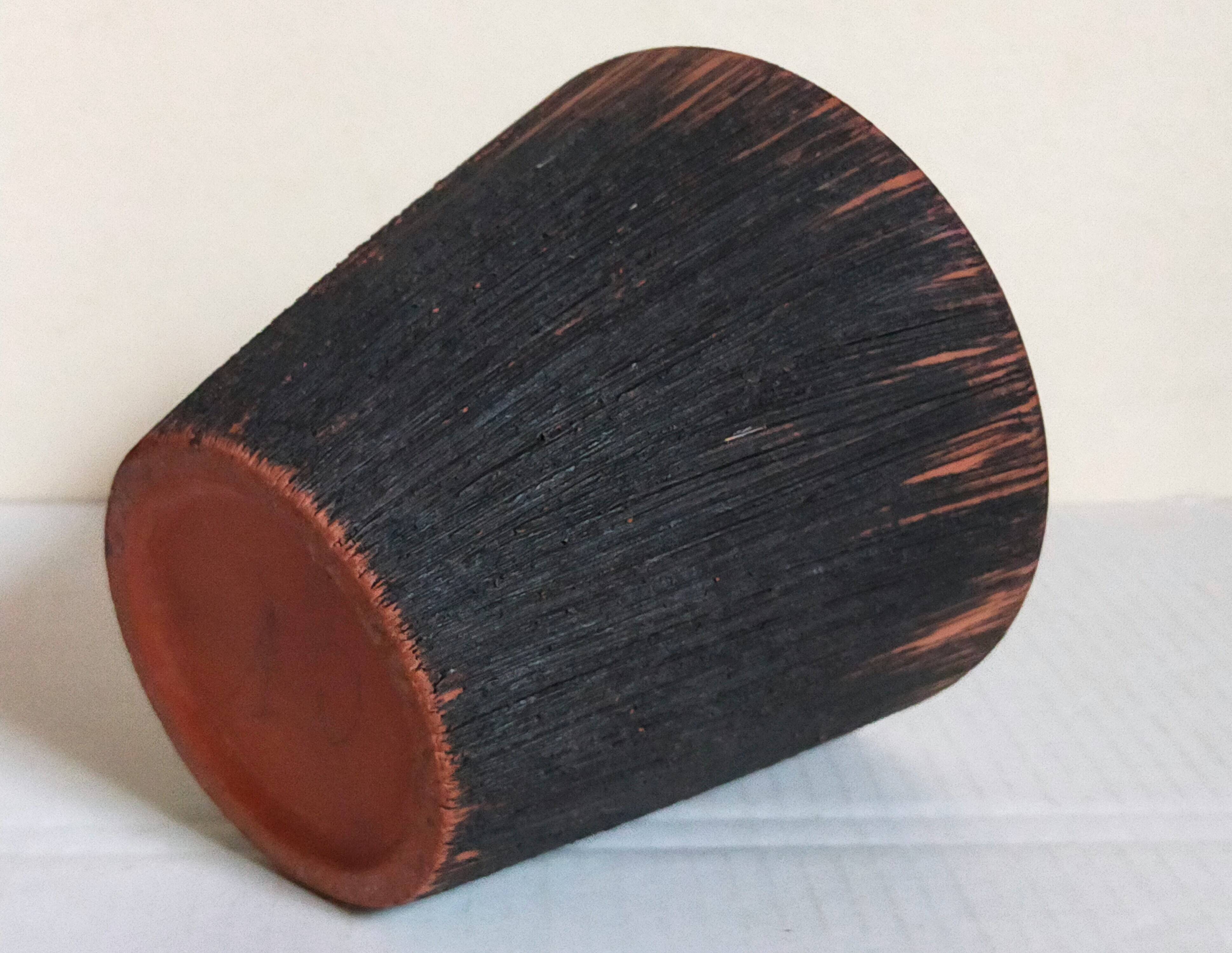 Enameled earthenware pot from the 1950s