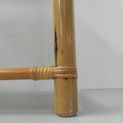 Vitrine en bambou avec 5 étagères en verre fumé