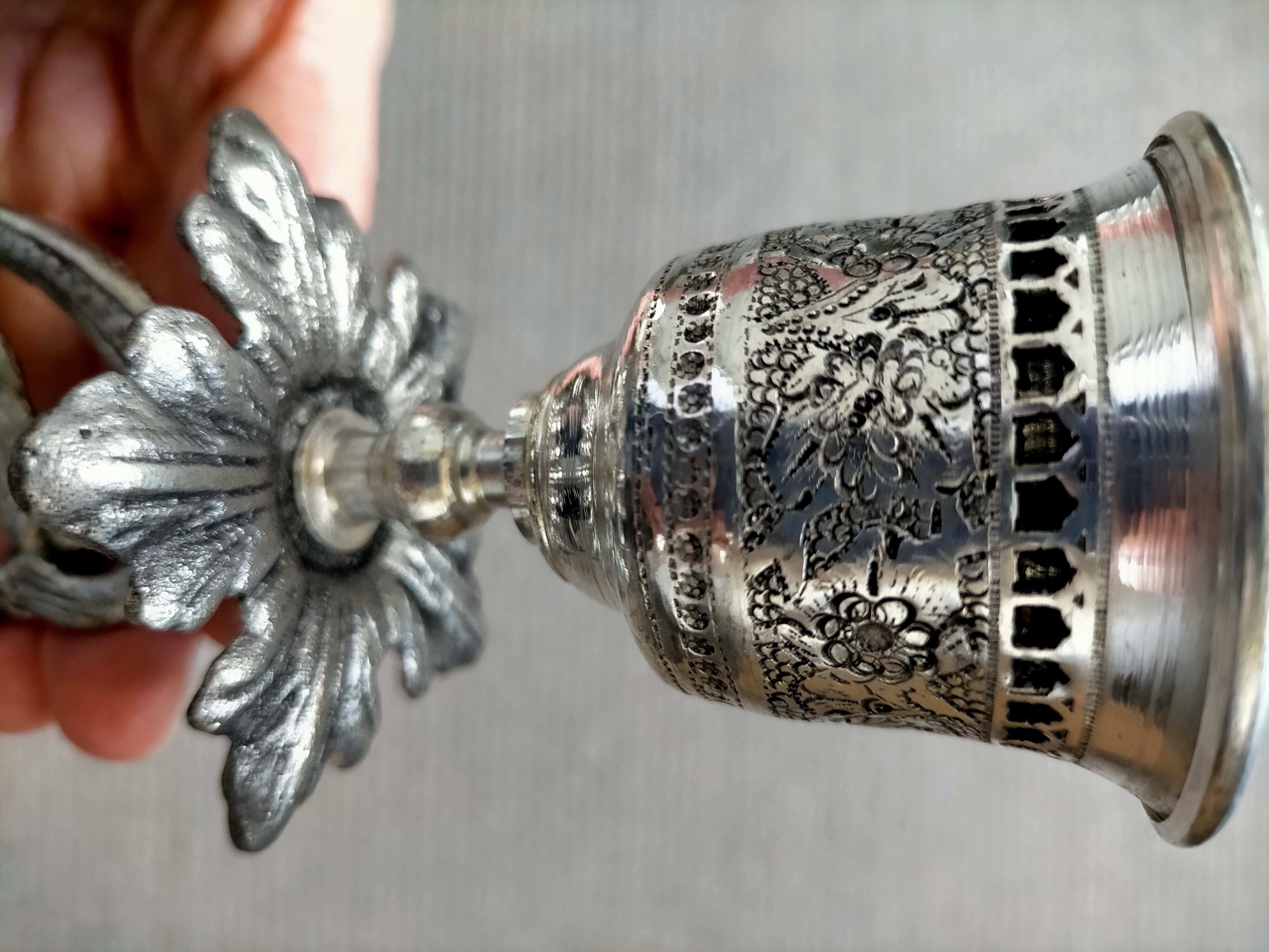 Two-arm metal candlestick