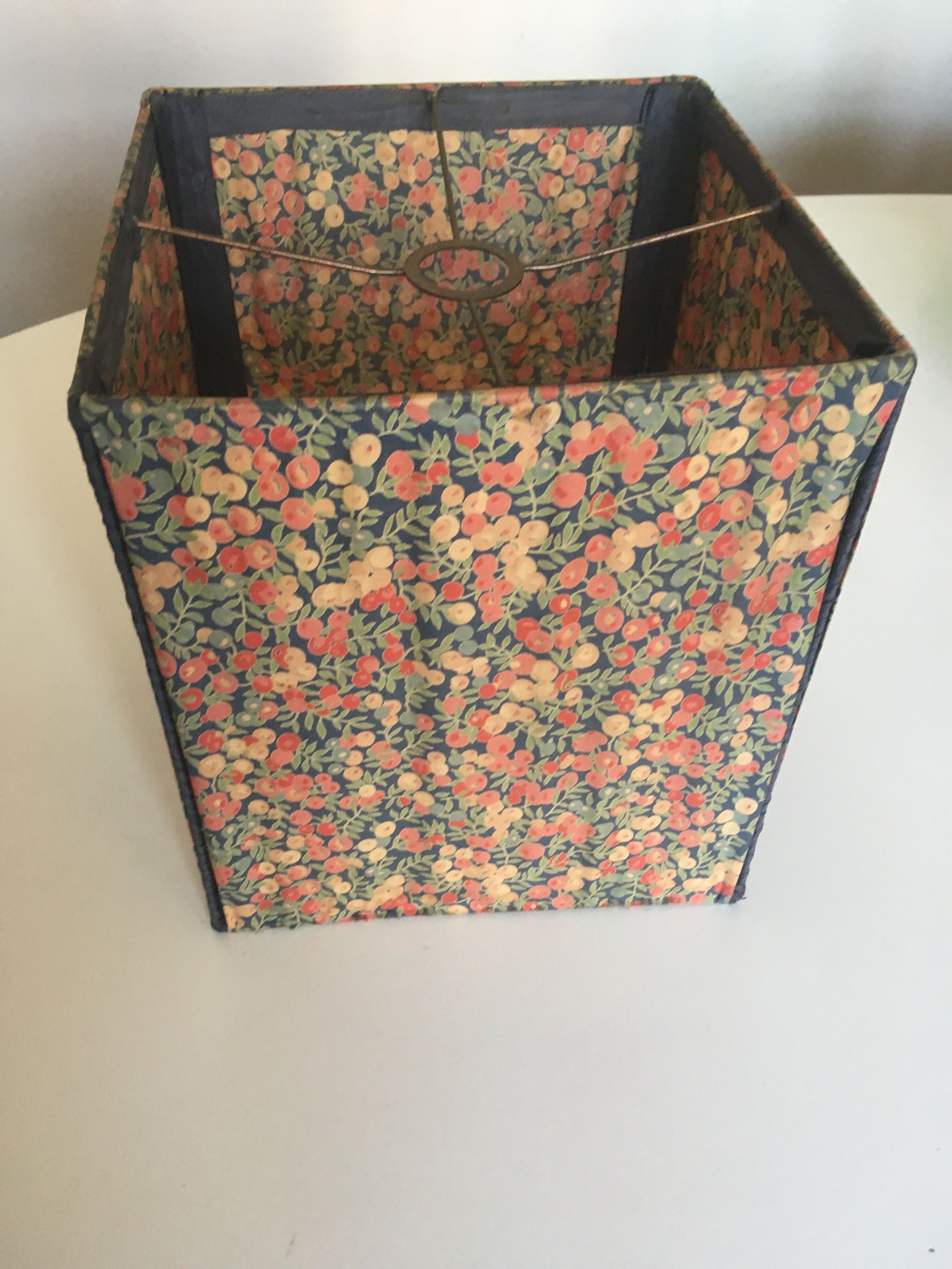 Suspension lampshade in Liberty of London 70s