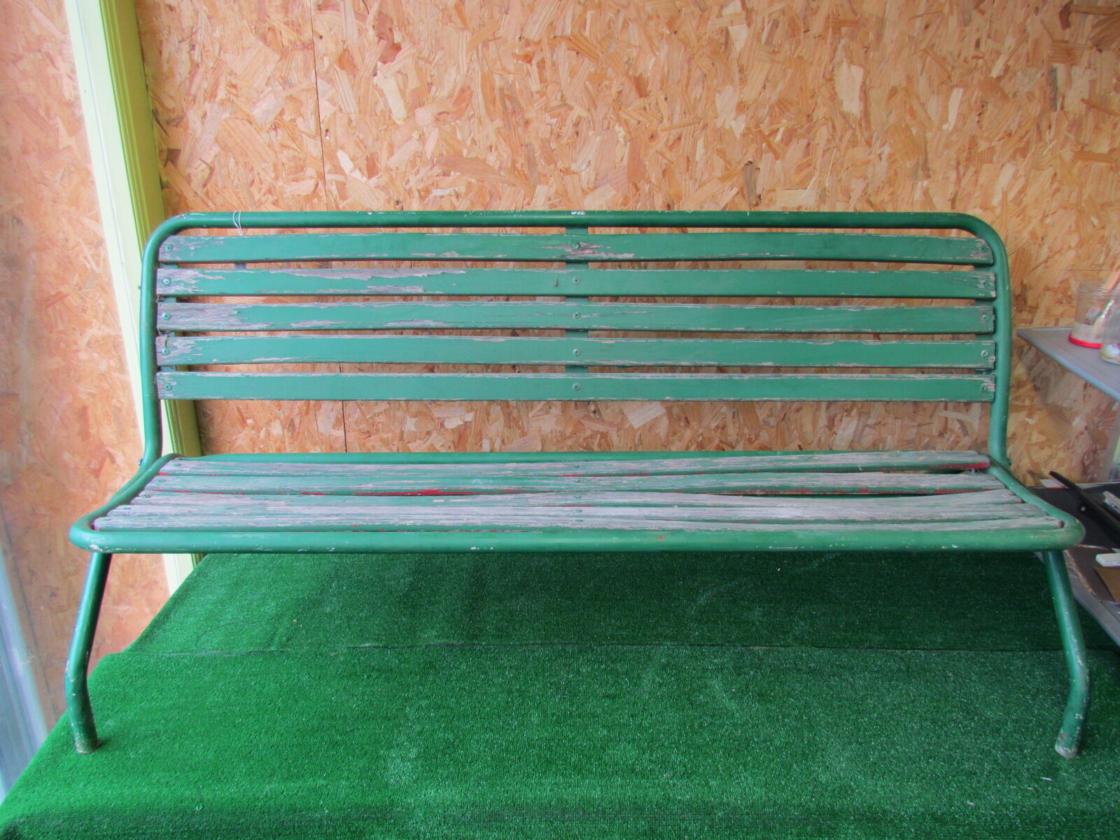 Folding bench