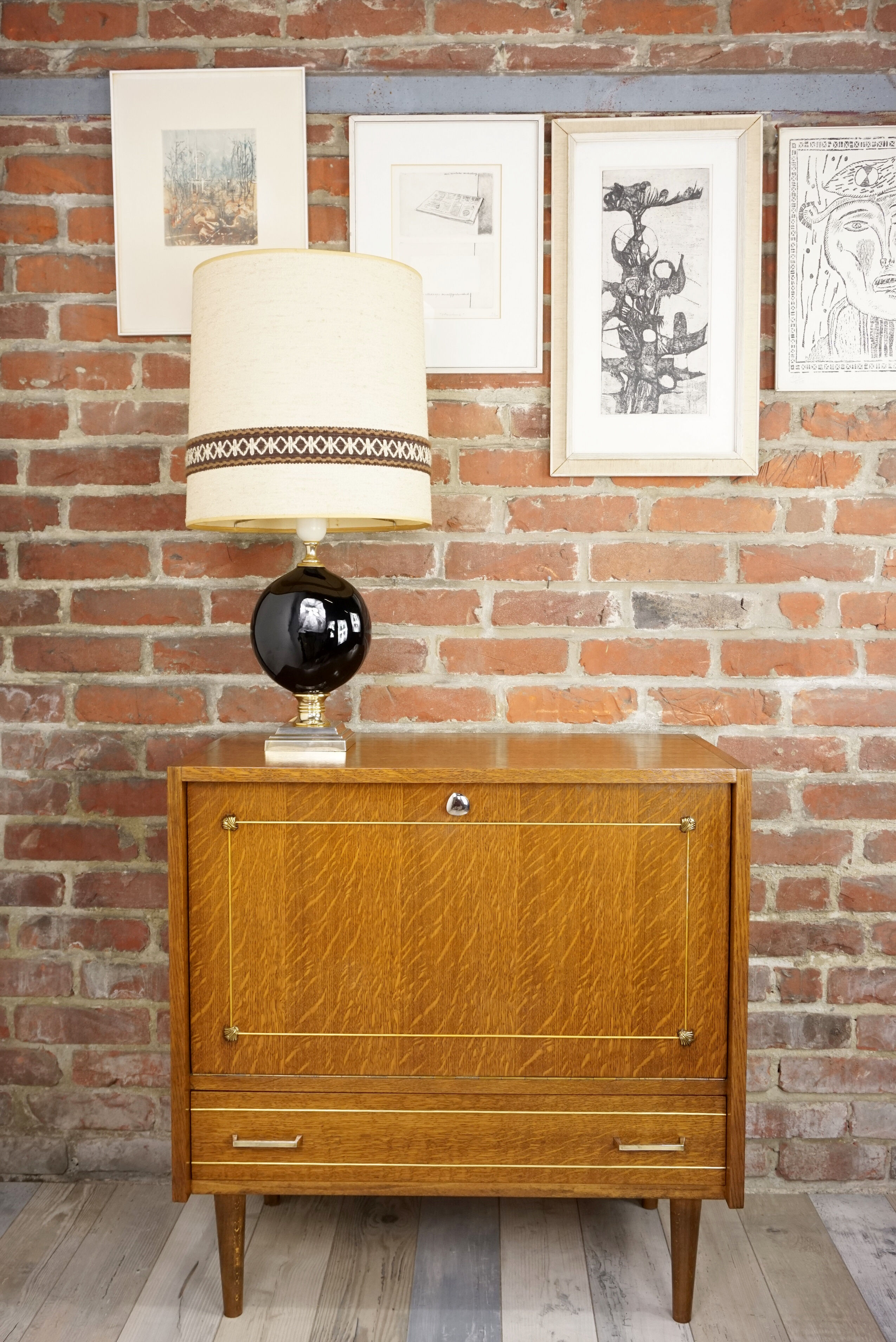 Bar storage in oak and brass, 50s - 60s