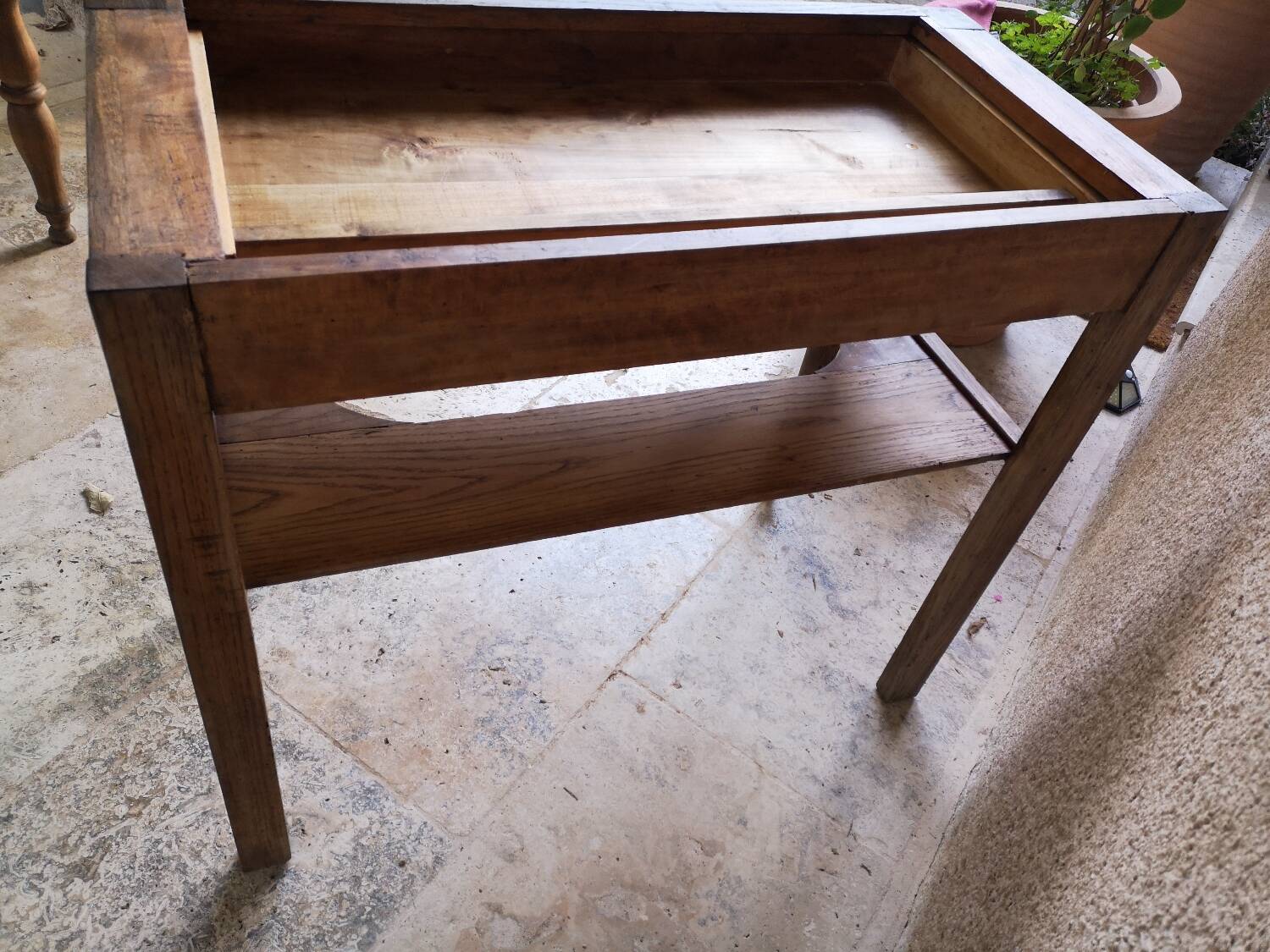 Marble dressing table