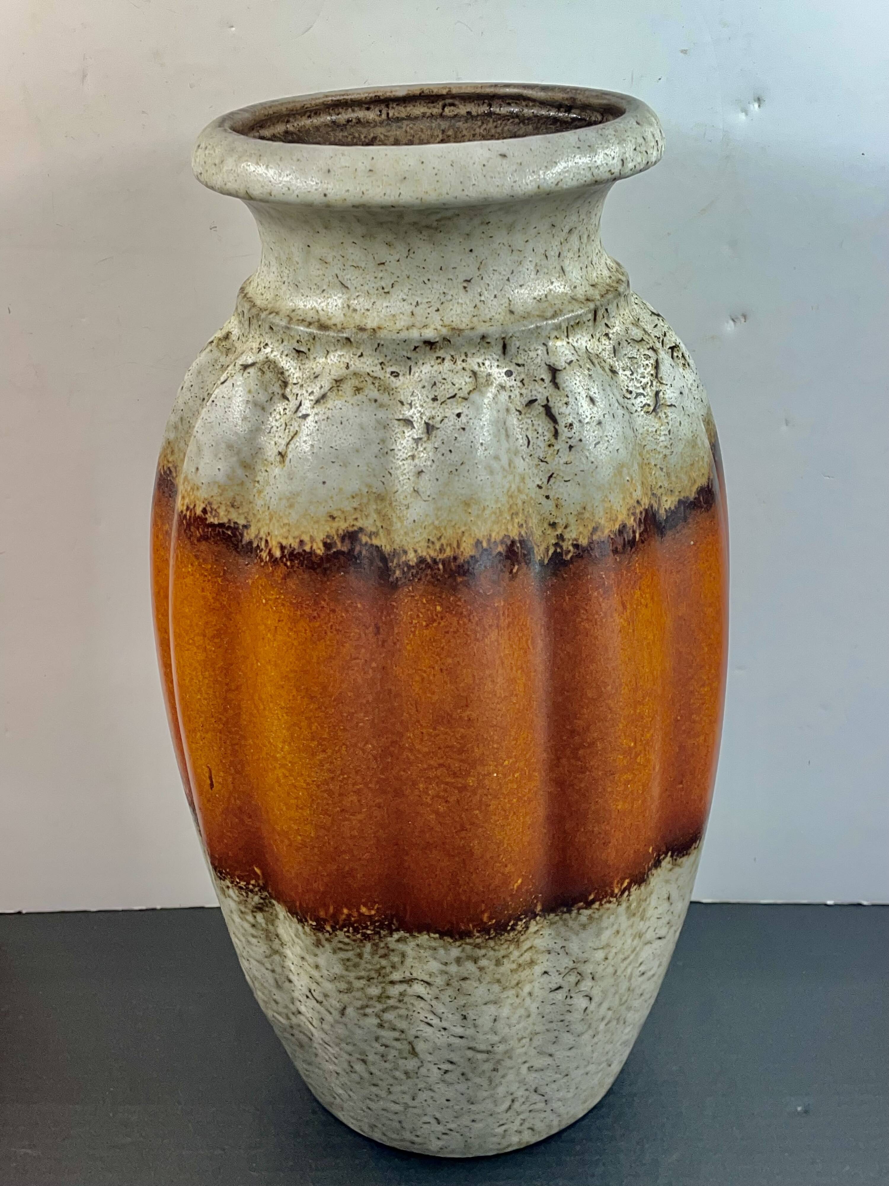 Modernist vase gadrons sheurich 205-40 lava orange w.germany vintage alle