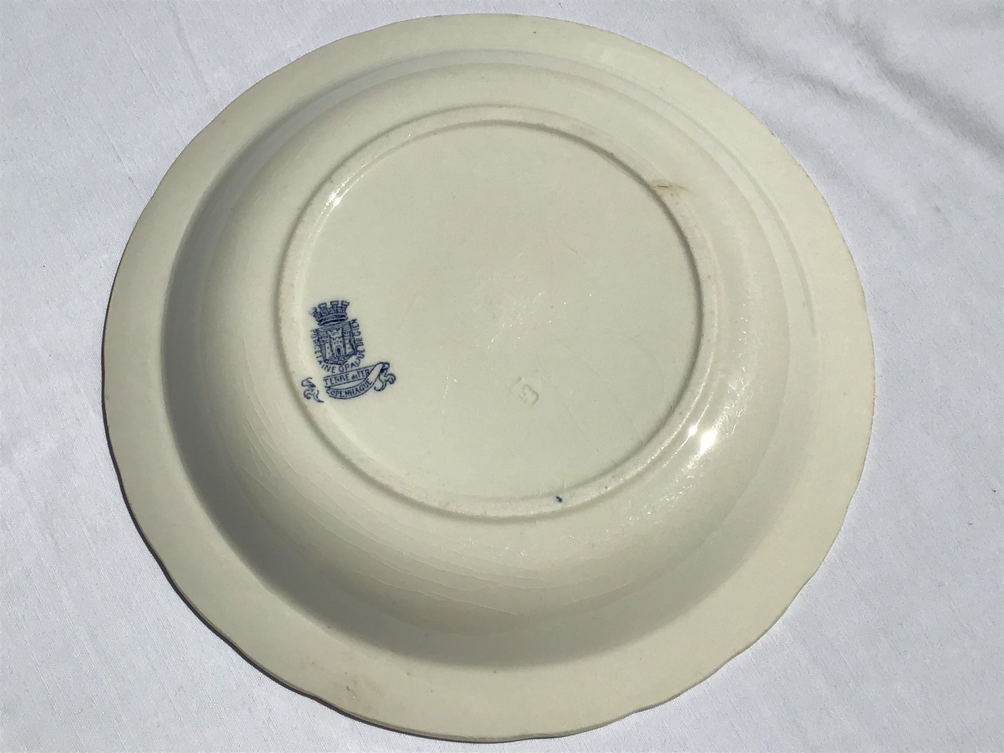 Plat creux Terre de Fer Gien Copenhague bleu marine