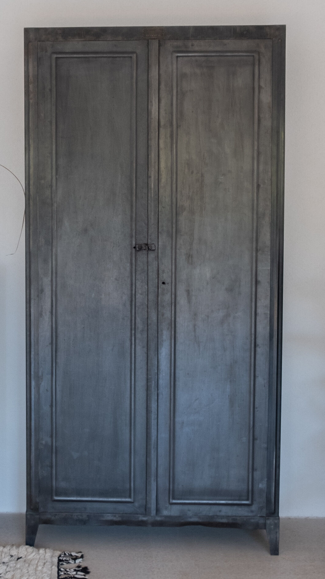 Bauche metal workshop cabinet