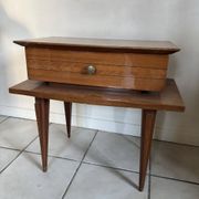 Table de Chevet en bois laqué
