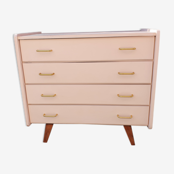 Pink Scandinavian chest of drawers