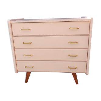 Pink Scandinavian chest of drawers