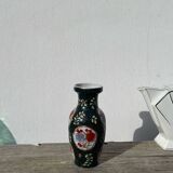 Asian vase in black ceramic with floral decoration