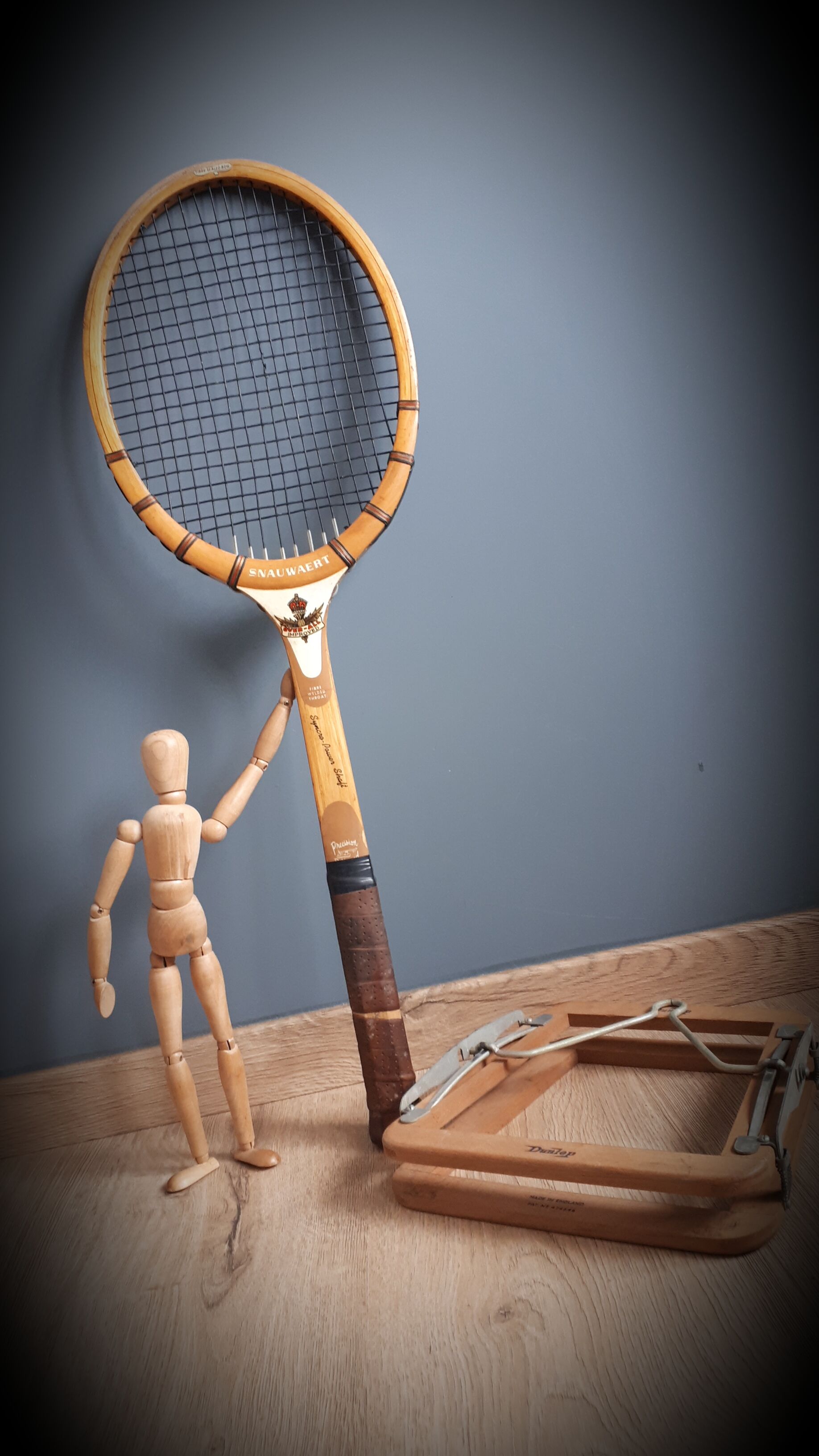 Snauwaert tennis racket