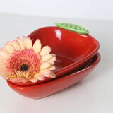 Pair of Saint Clément barbotine dishes