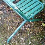 Folding garden bench