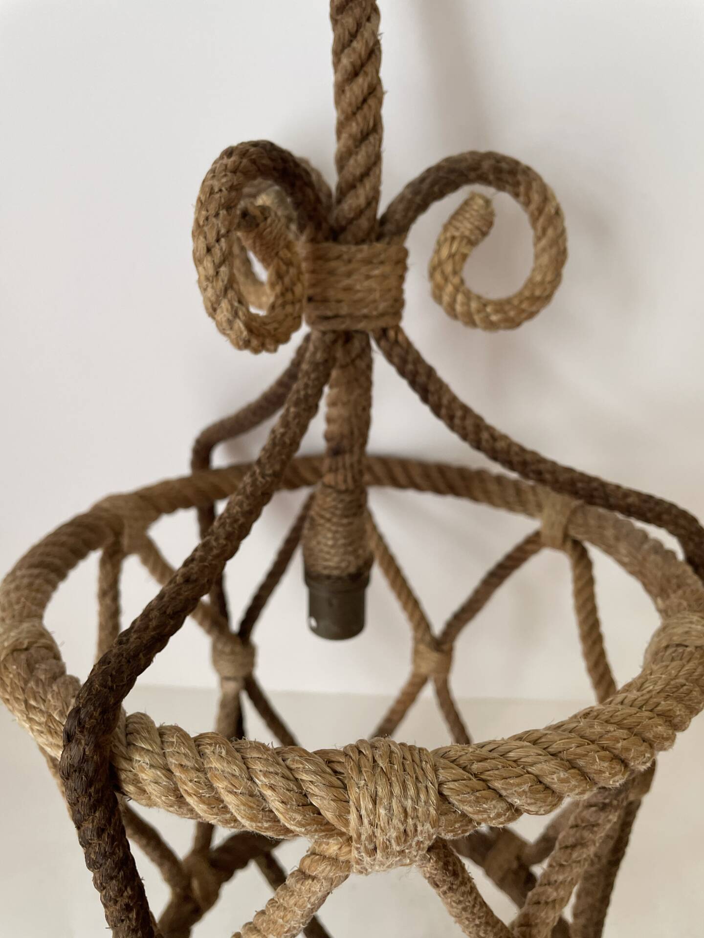 1950s rope suspension