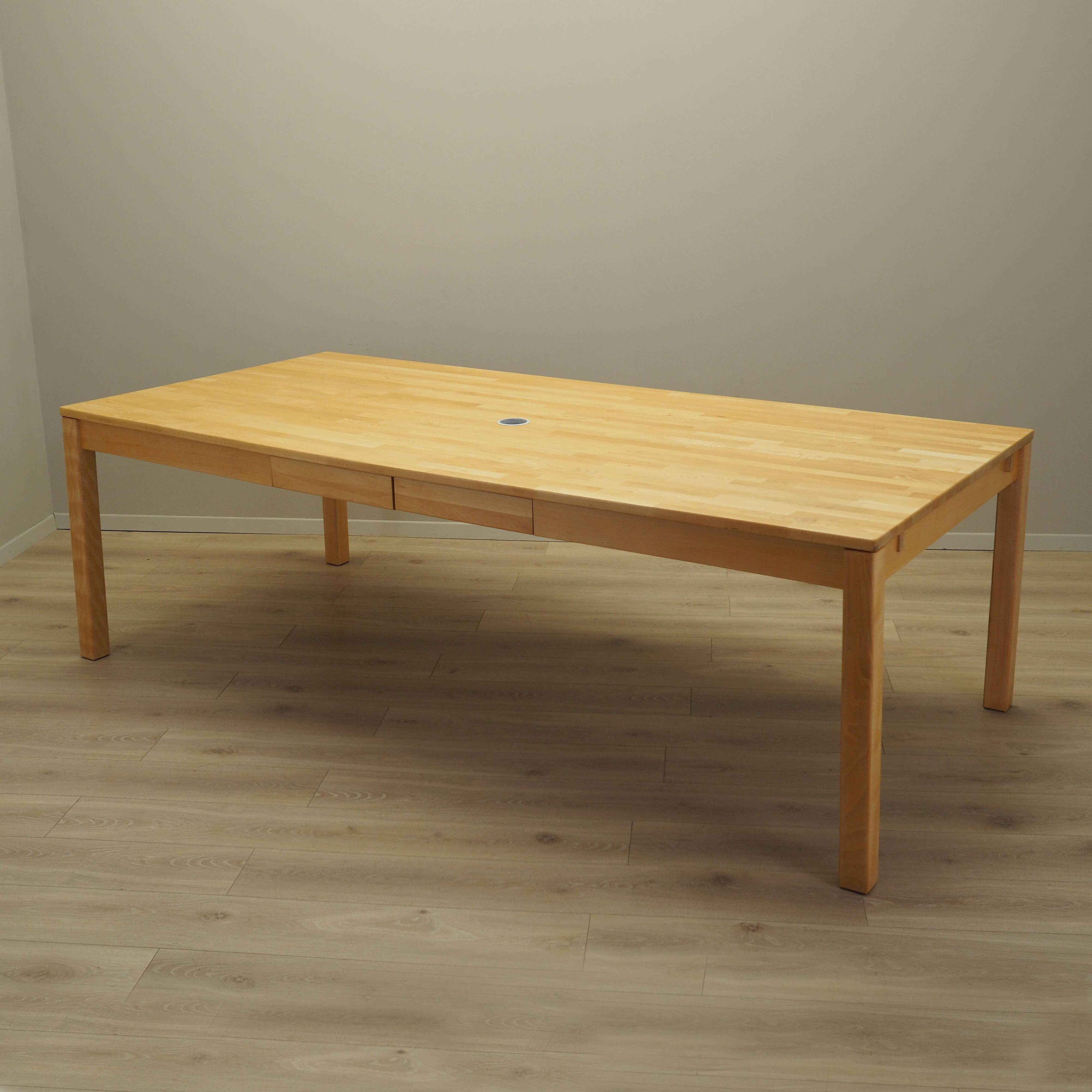 Beech desk, Danish design, 1980s, production: Denmark