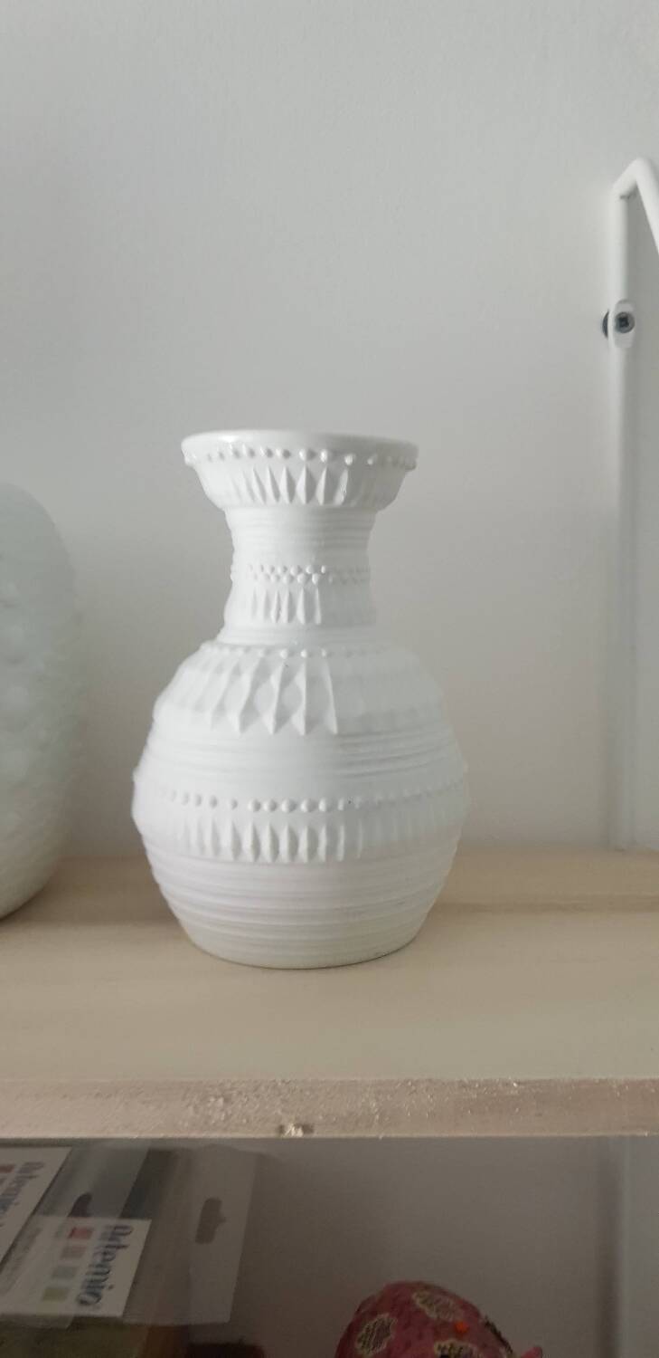 Saxon porcelain vase