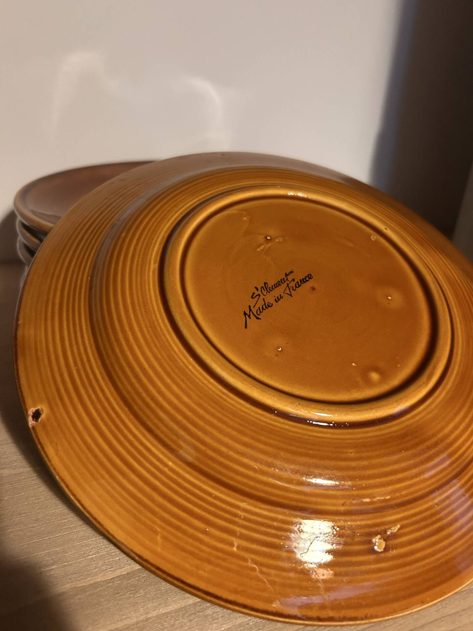 Saint Clément plates