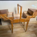 Meuble de couture pliable