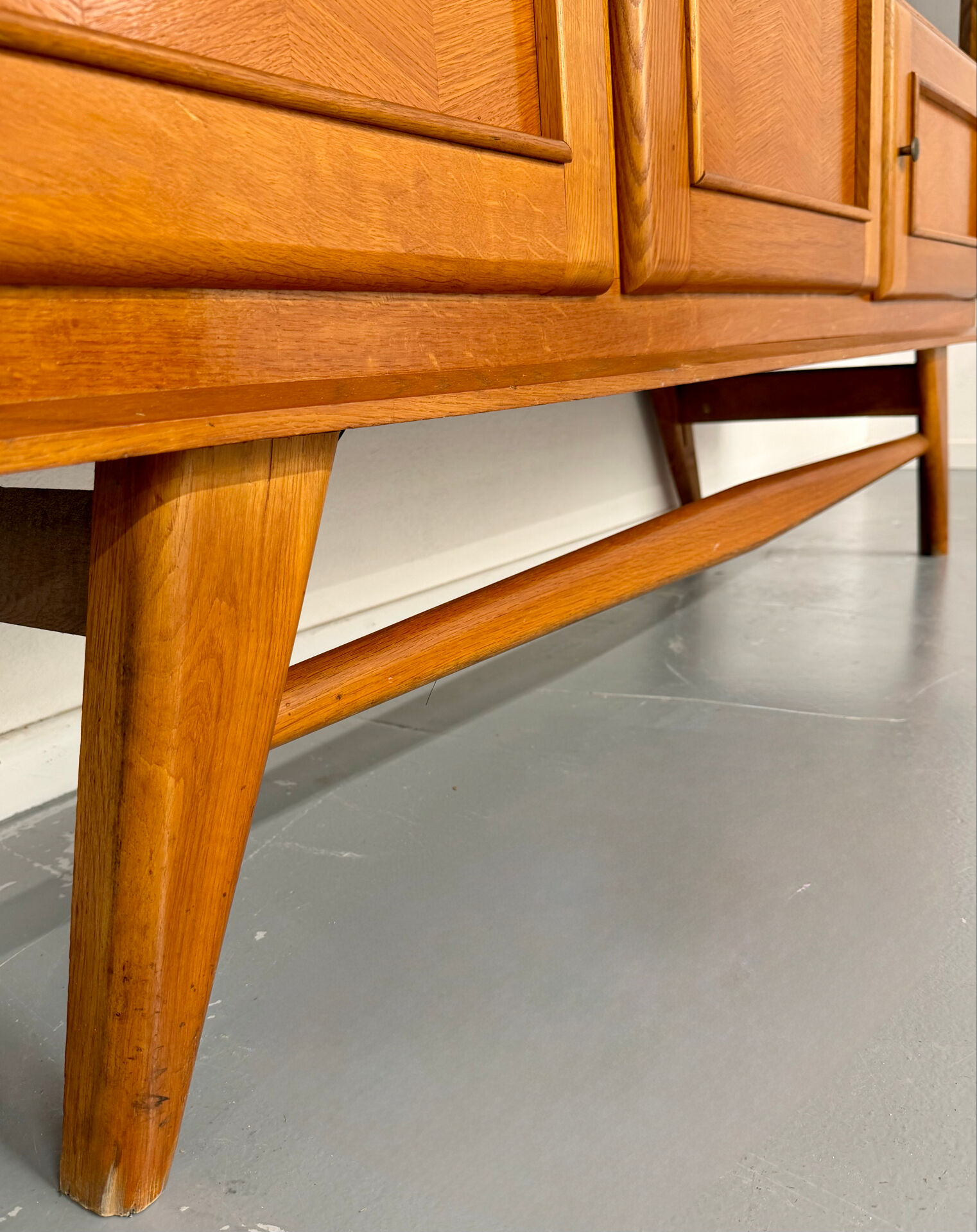Vintage French modernist sideboard in oak, 1950s design.