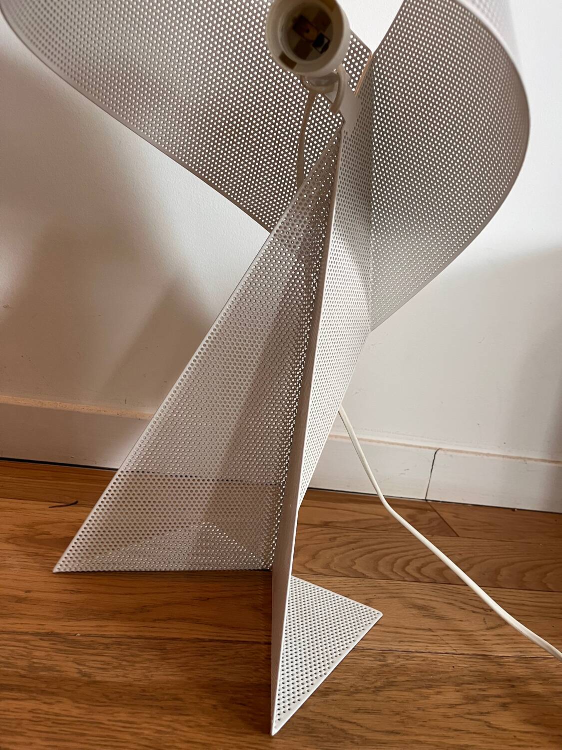 Ribbon lamp vintage habitat rare model