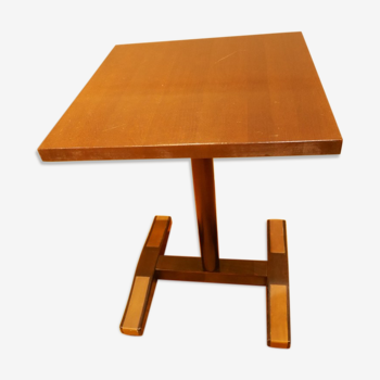 Restaurant table in solid wood