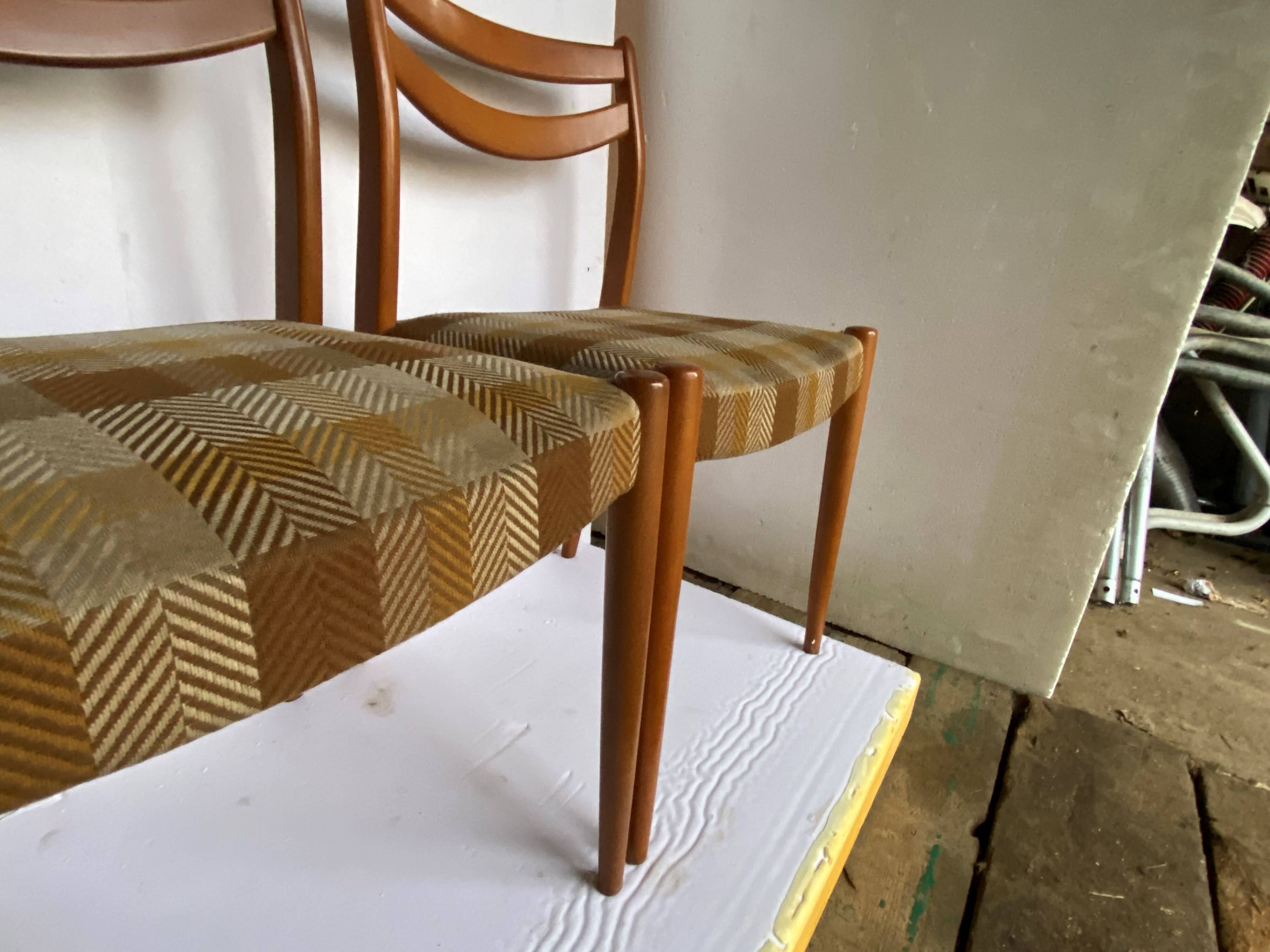 Series of 4 Scandinavian style chairs 1960