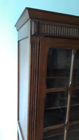 Old bonnetière cabinet