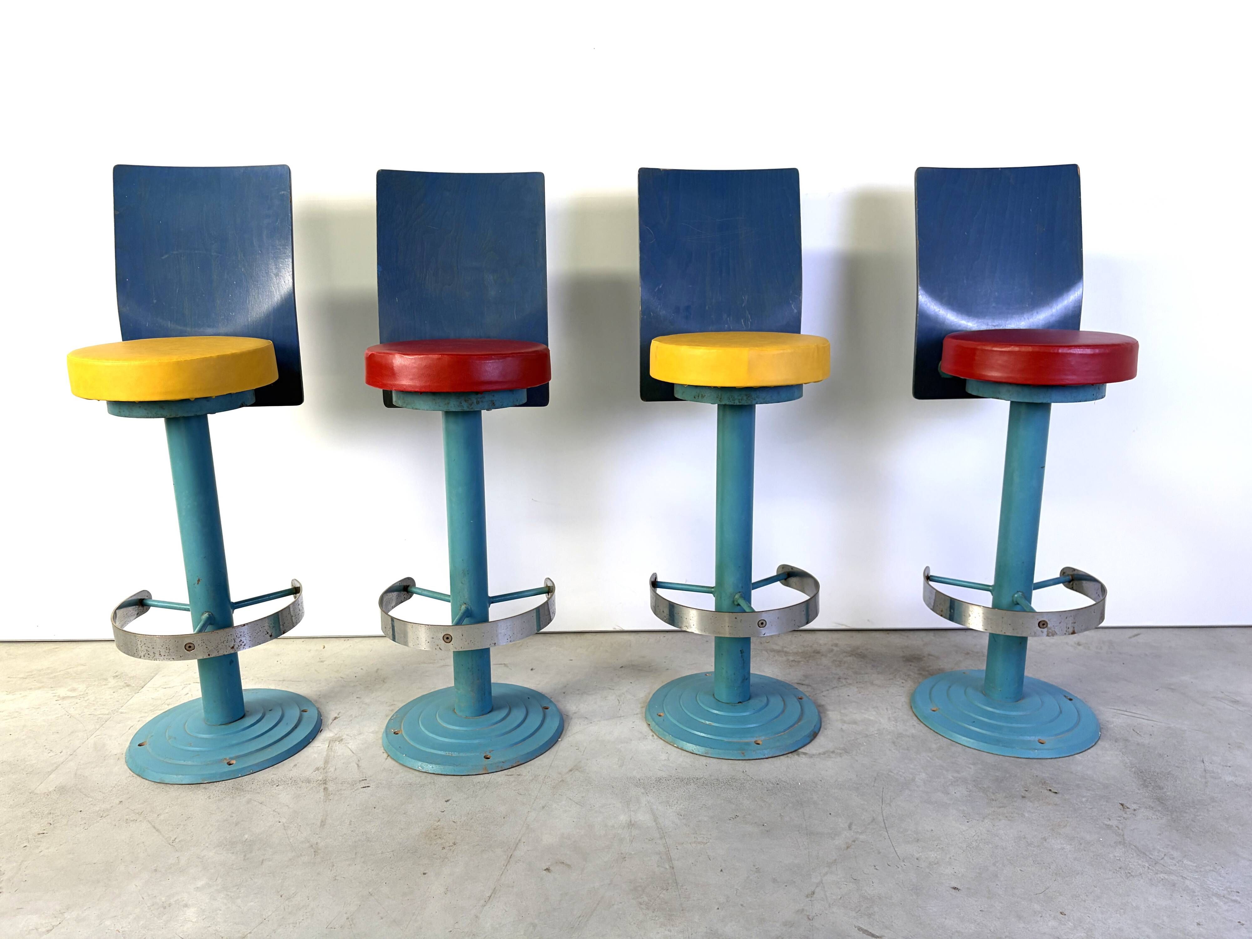 4 tabourets de bar industriels vintage, années 1980