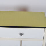 Meuble en formica
