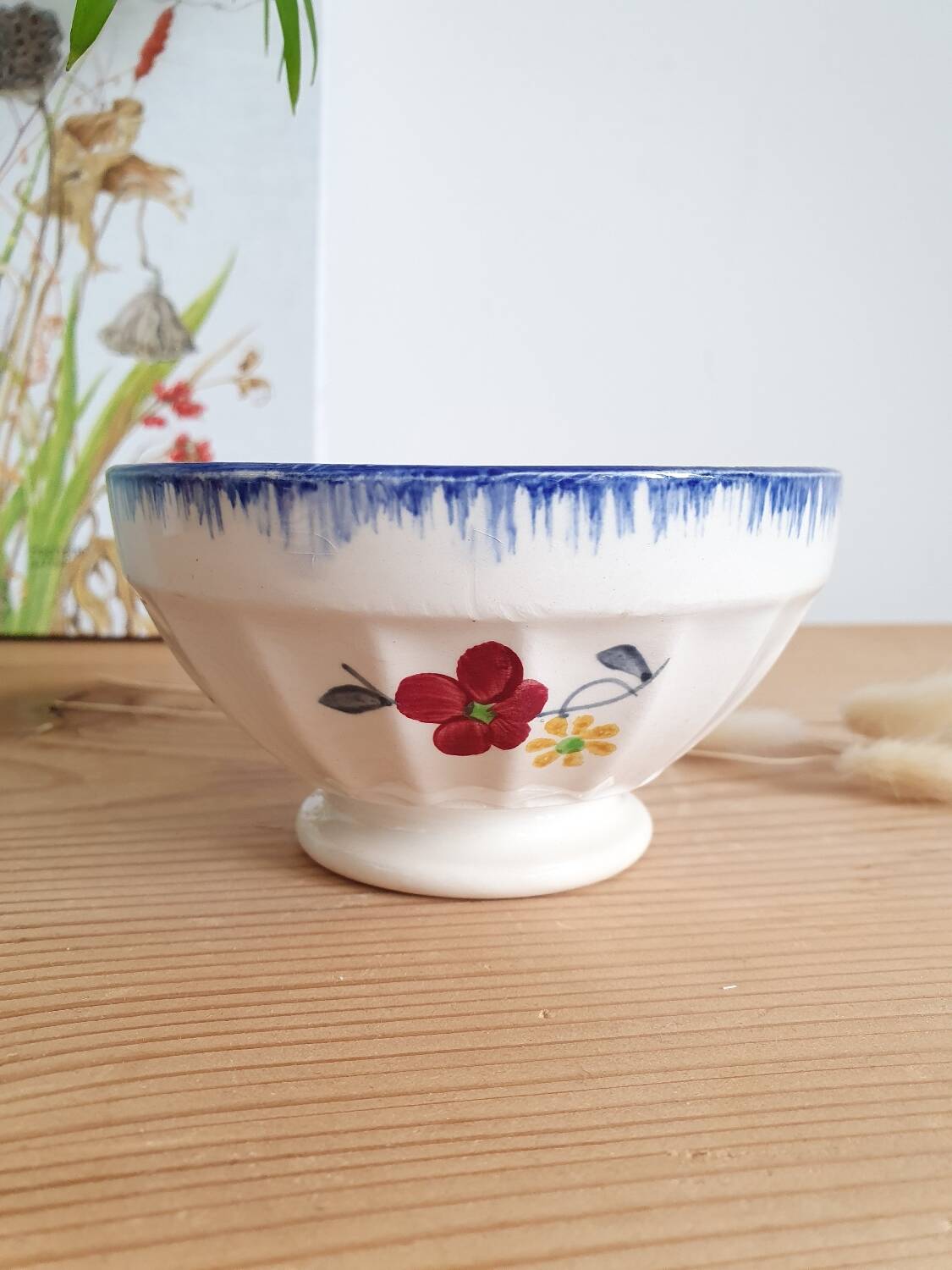 Digoin small faceted ceramic bowl