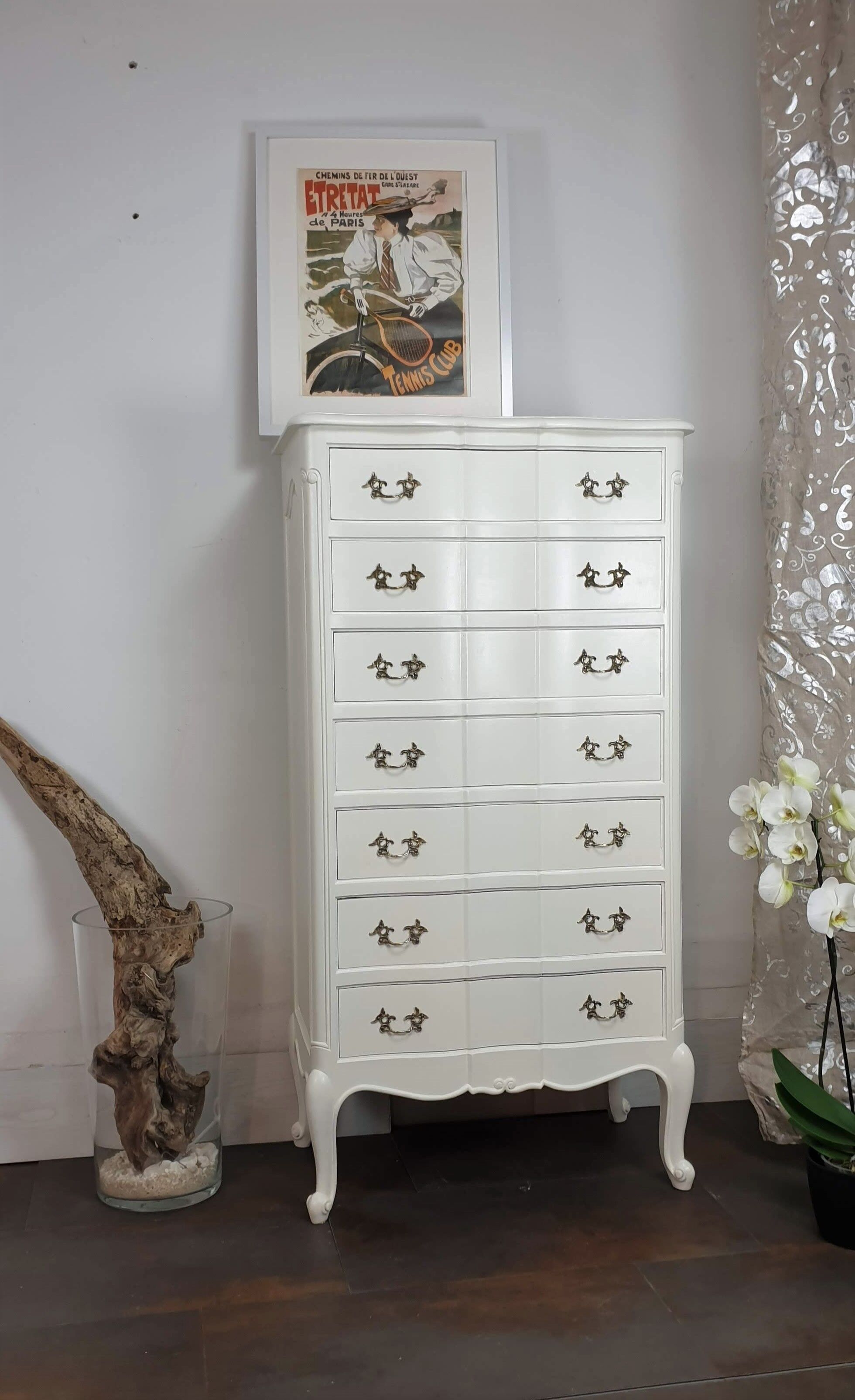 Louis xv-style cream white rag maker