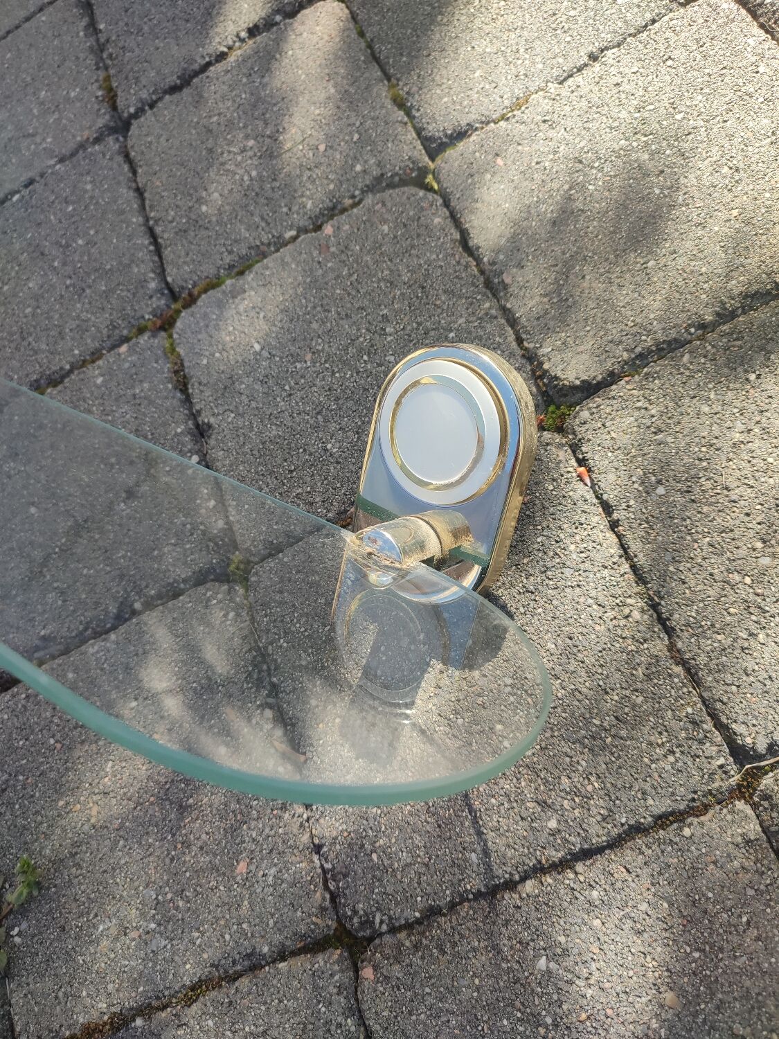 Bathroom shelf glass and brass