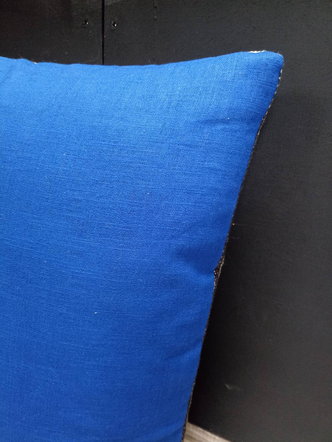 Striped woven cushion 40x40cm