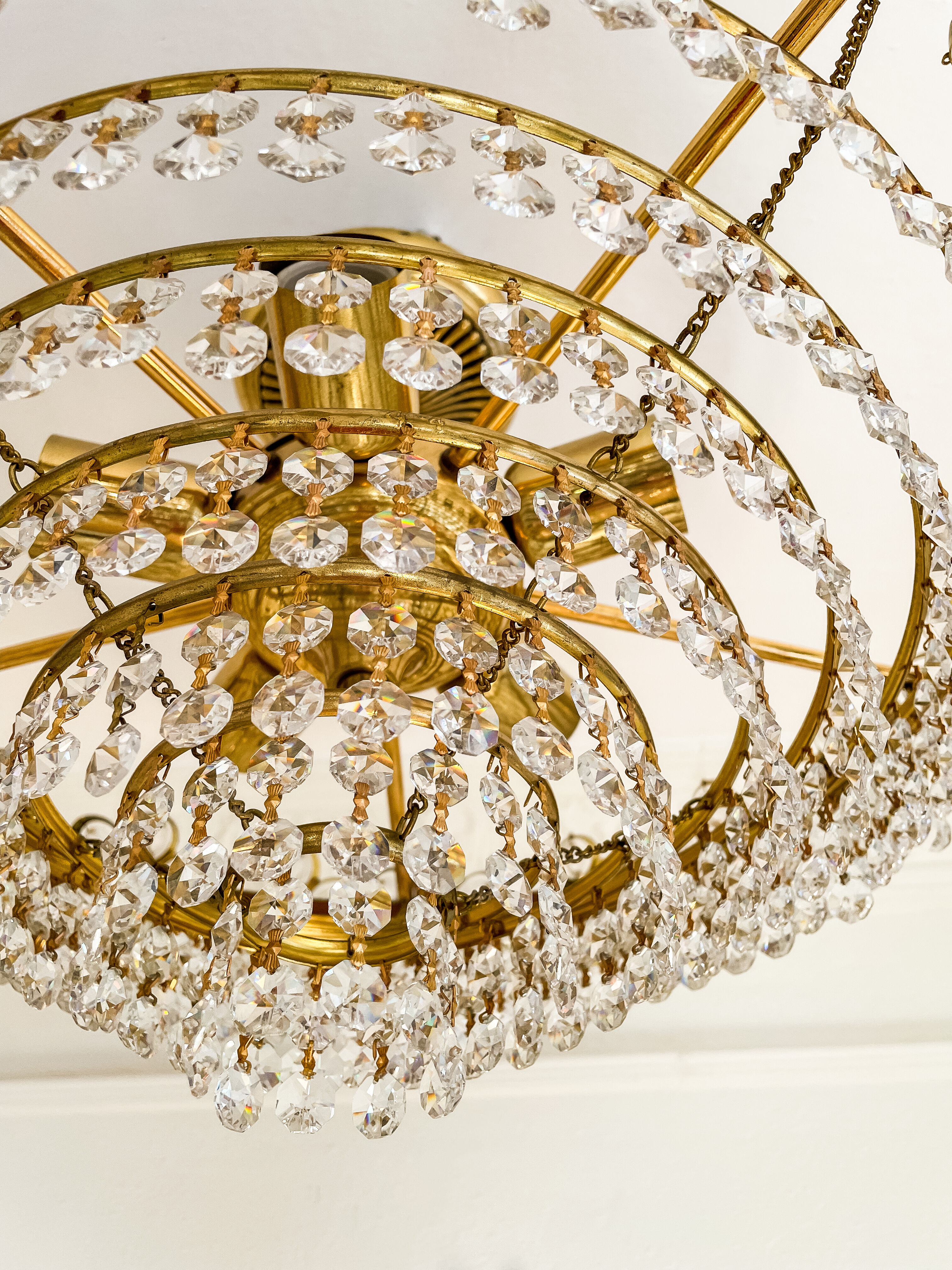 Crystal and solid brass ceiling chandelier, 5 lights, classic style.