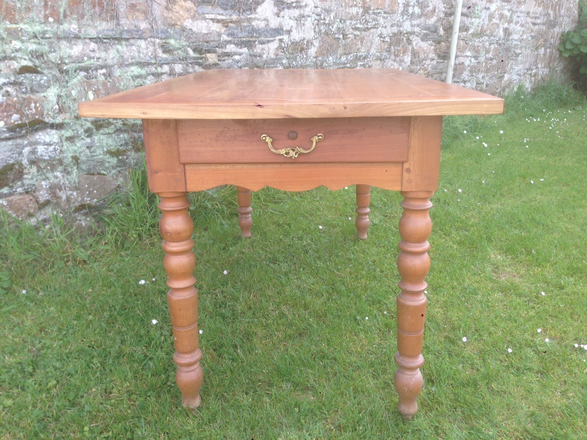 Farm table with turned feet in cherrywood