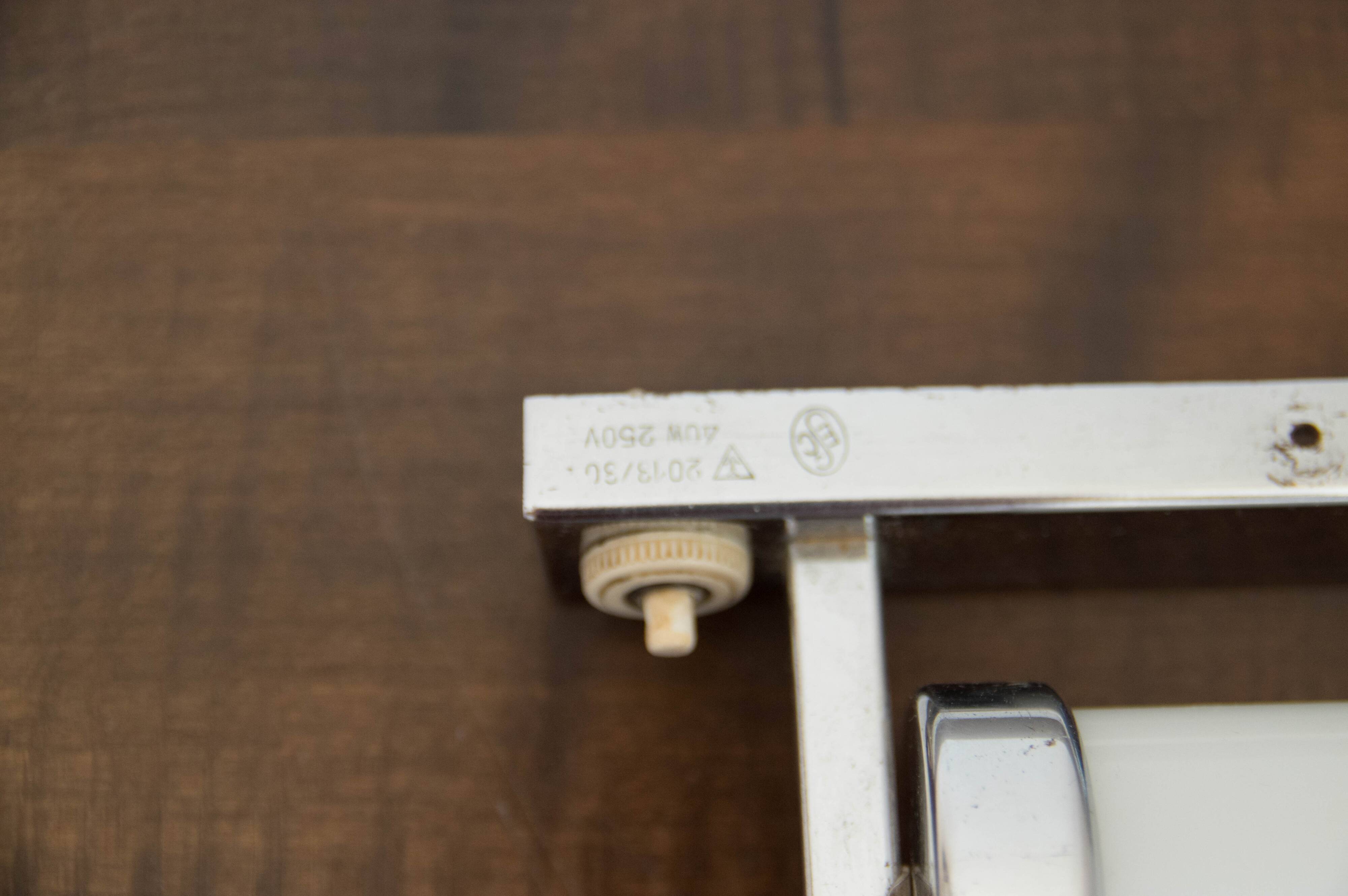 Bauhaus or functionalist chrome wall lamp, 1930