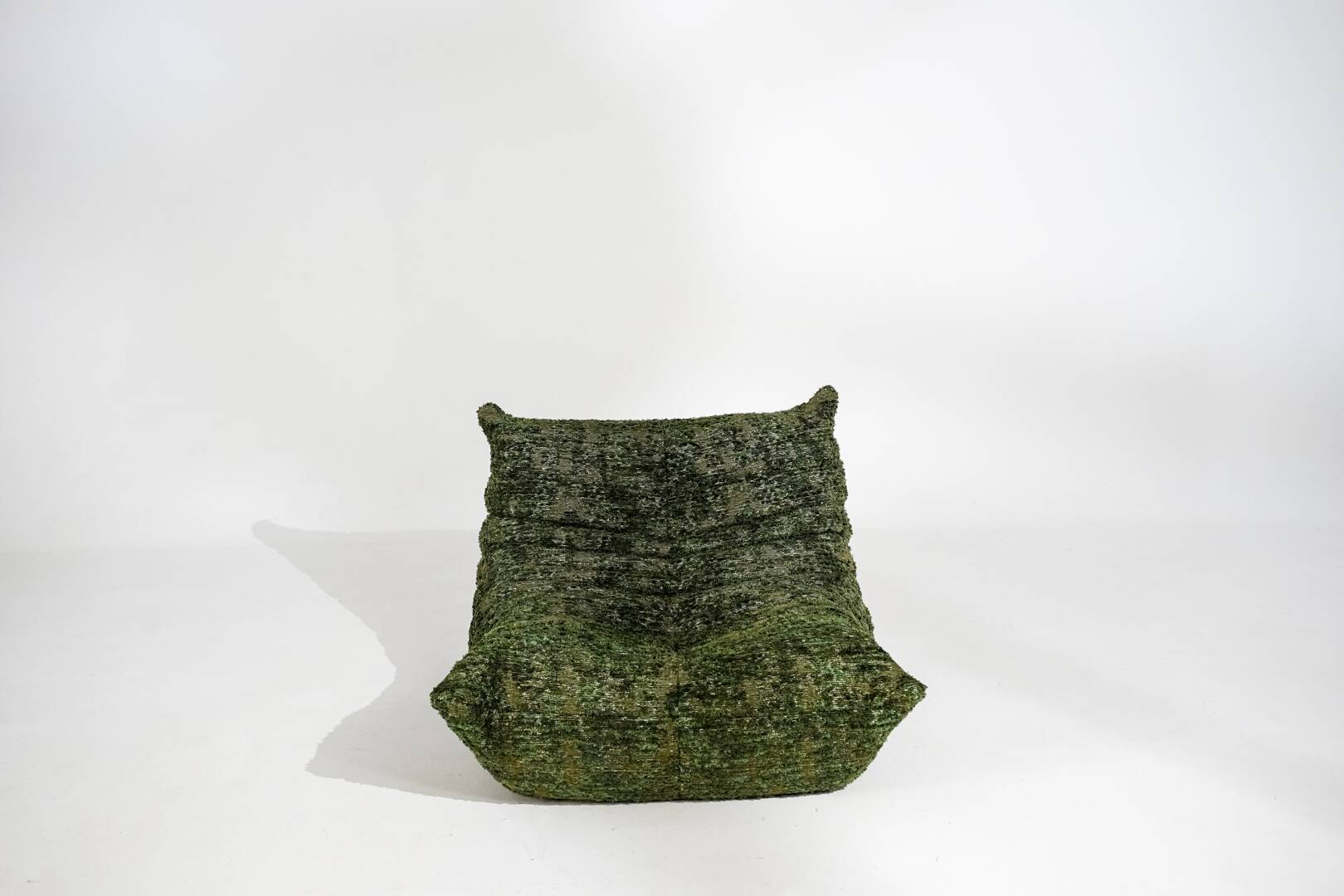 Ensemble de fauteuil et pouf Togo en tissu Heritage Wave