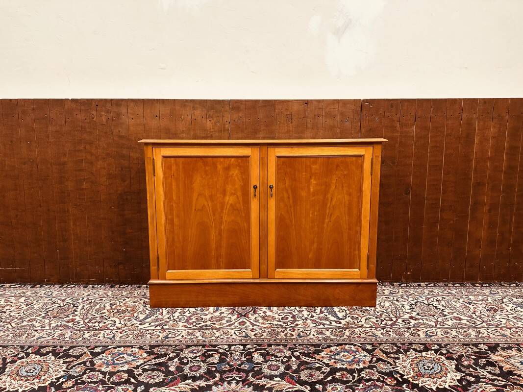 Classic English Sideboard Office Cabinet cupboard