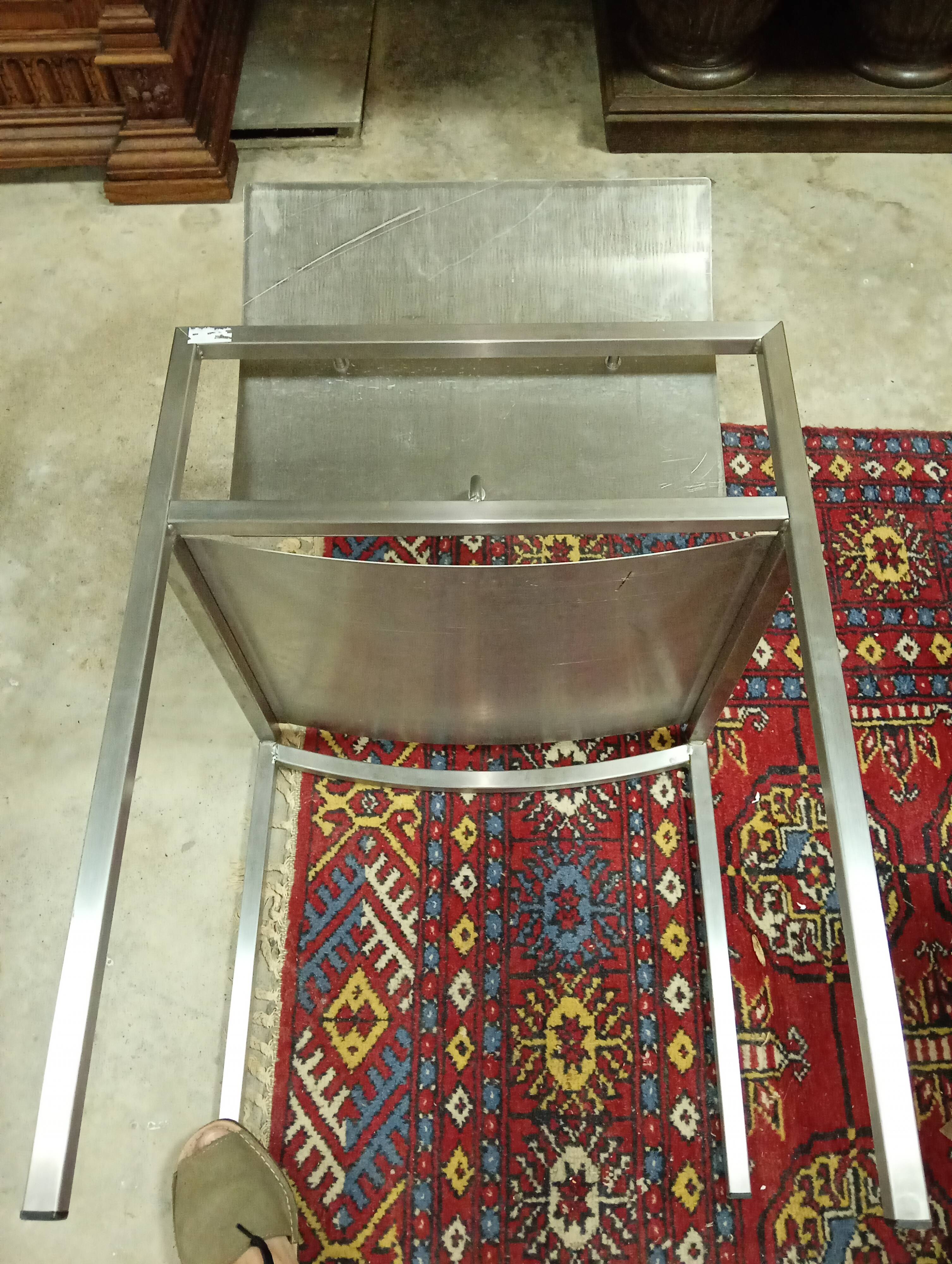 Design dining room set in brushed steel – Table and four chairs